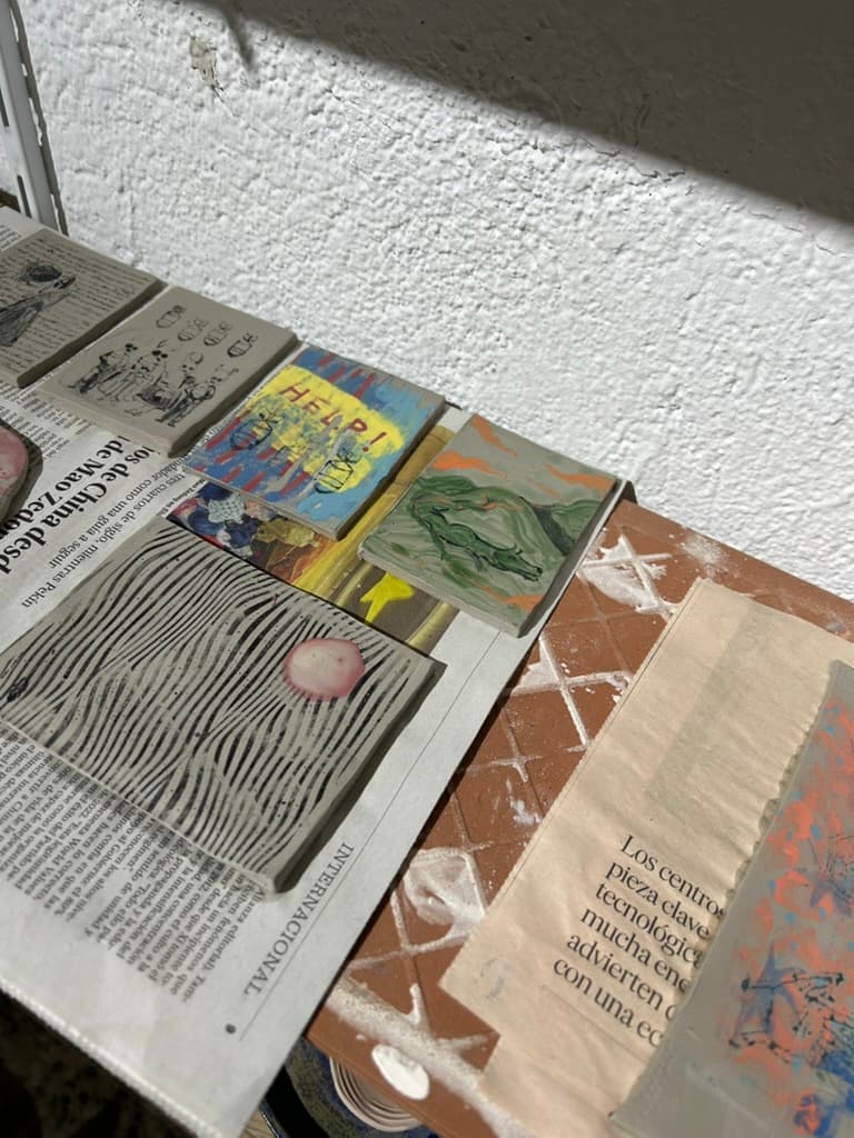 Proceso de Experimentación pictórica sobre cerámica