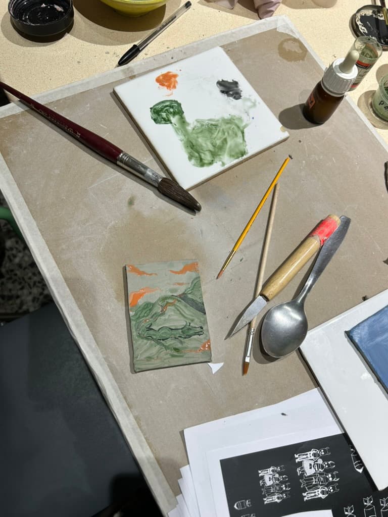 Experimentación pictórica sobre cerámica